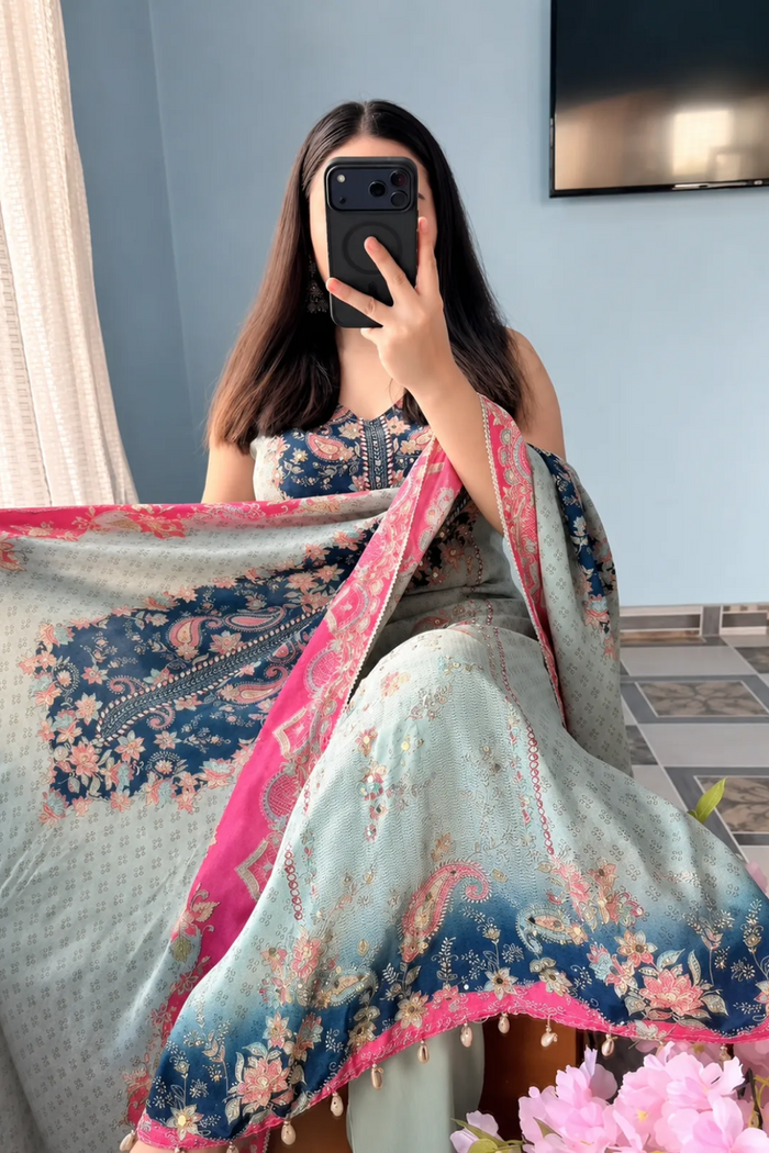 SALWAR SUIT