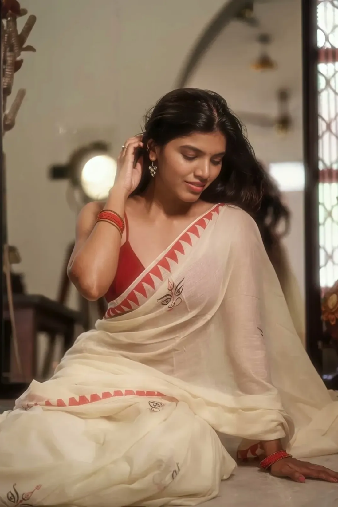 Durga Puja Special White Linen Saree With Red Digital Print & Traditional Border